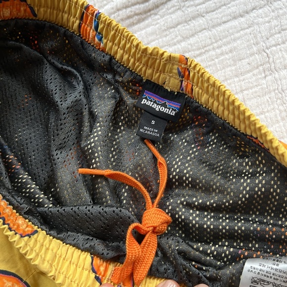 Patagonia baggies men size small. Two pairs - Picture 2 of 5